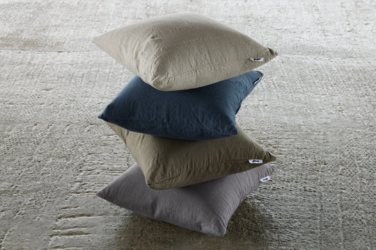 Linen Cushion Cover（Navy）｜クッションカバー